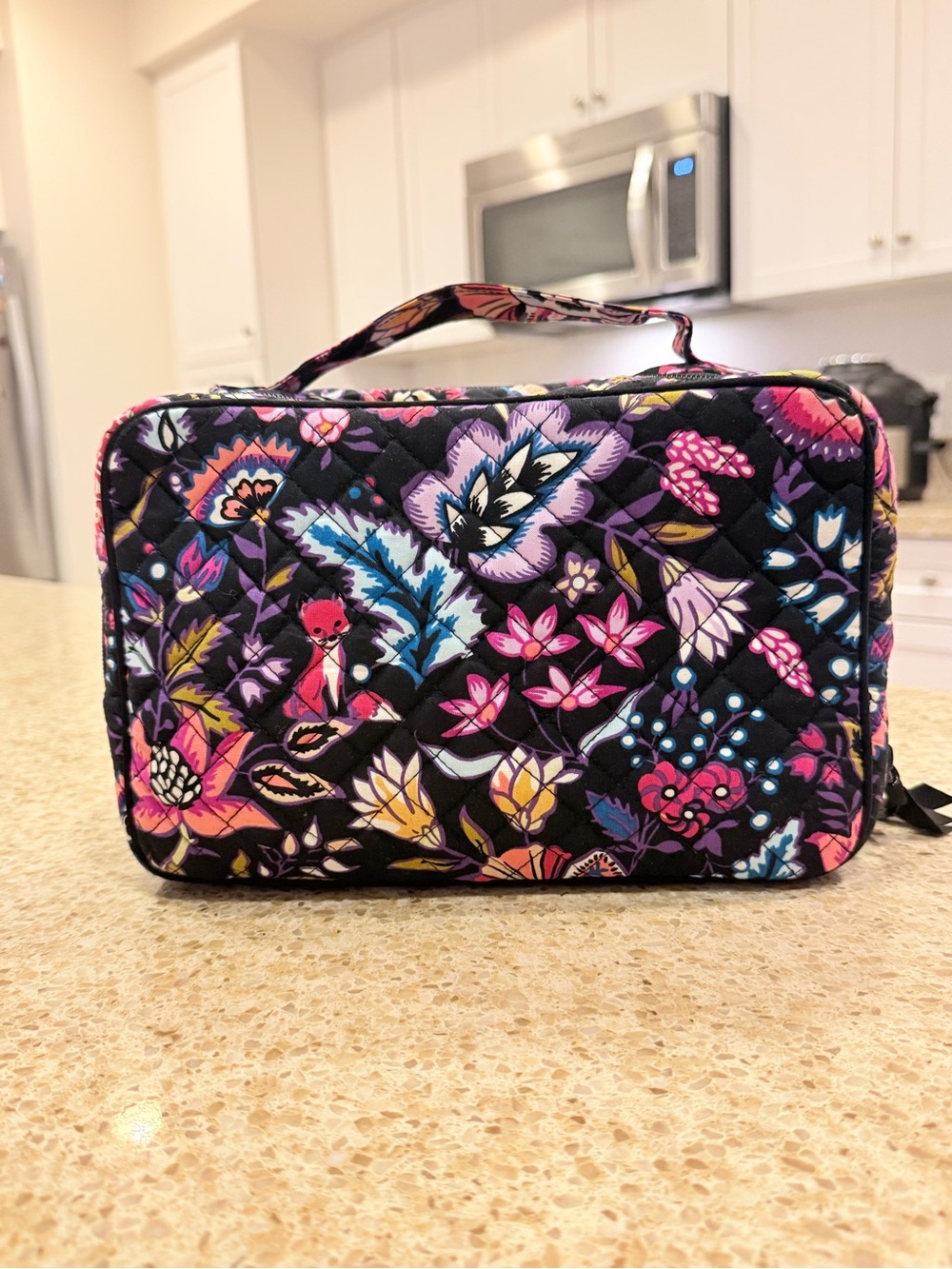 NWT Vera Bradley Large Iconic Blush & Brush Makeup Travel Case